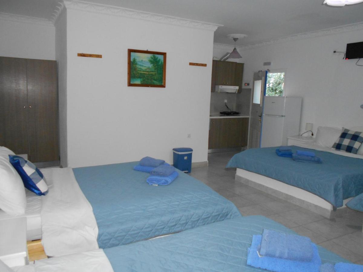 Studios Apartments Kapetanios Perísza Kültér fotó
